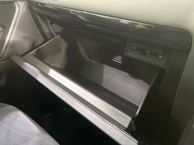 ランドクルーザープラド TX サンルーフ 禁煙車 純正SDナビ バックカメラ 衝突軽減装置 レーダークルーズ 7人乗り ETC Bluetooth LEDヘッド LEDフォグ クリアランスソナー ルーフレール 純正17インチアルミ(59枚目)