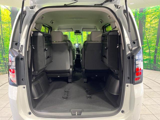 フリード エアー 登録済未使用車 純正8型ディスプレイオーディオ 両側電動スライド 衝突軽減 レーダークルーズ Bluetooth LEDヘッド ブレーキホールド オートハイビーム ステアリングスイッチ オートエアコン(11枚目)