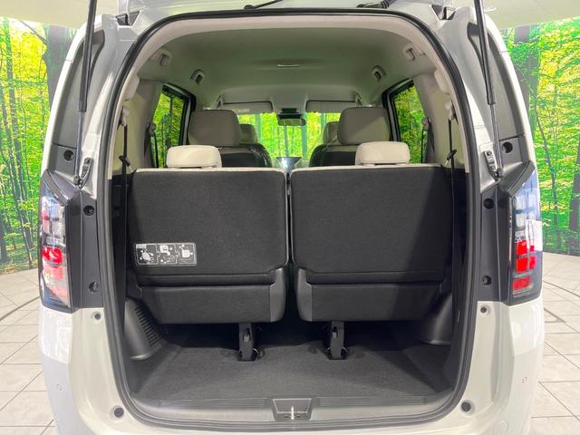 フリード エアー 登録済未使用車 純正8型ディスプレイオーディオ 両側電動スライド 衝突軽減 レーダークルーズ Bluetooth LEDヘッド ブレーキホールド オートハイビーム ステアリングスイッチ オートエアコン(31枚目)