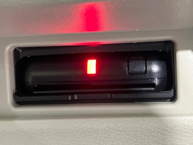 eKスペース G 禁煙車 SDナビ バックカメラ 衝突軽減装置 電動スライド ETC Bluetooth シートヒーター オートエアコン オートライト スマートキー ステアリングスイッチ 電動格納ミラー 横滑り防止装置(7枚目)