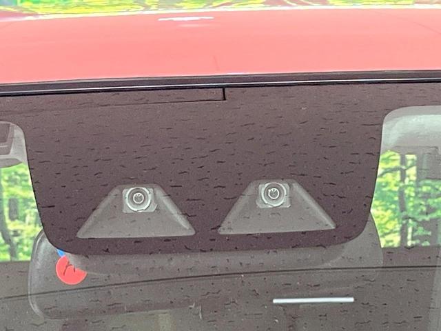 パッソ モーダ チャーム 禁煙車 純正ナビ 衝突被害軽減 パノラミックビューモニター ETC 運転席シートヒーター LEDヘッドライト Bluetooth接続 フルセグ スマートキー プッシュスタート(4枚目)