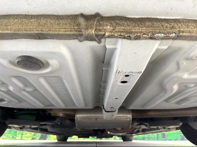 ヴォクシー ZS 煌 禁煙車 後席モニター 純正9型ナビ バックカメラ 両側電動スライド 寒冷地仕様 ETC クルコン ドラレコ Bluetooth LEDヘッド LEDフォグ リアオートエアコン ステアリングスイッチ(19枚目)