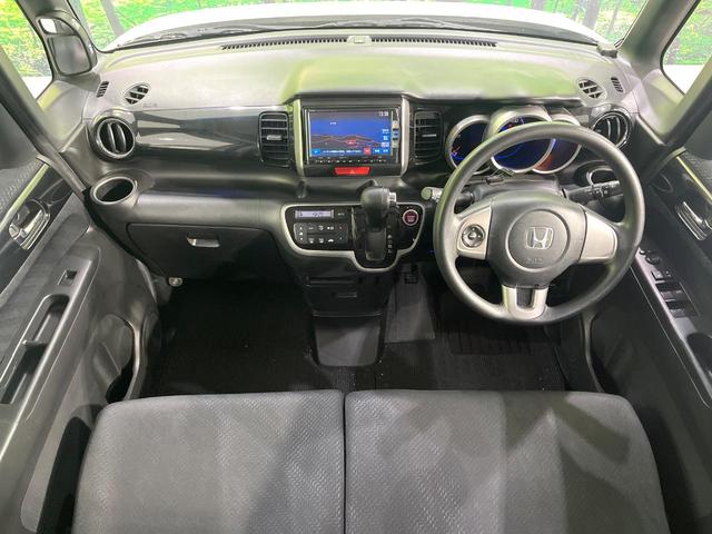 N-BOXカスタム G・Lパッケージ 禁煙車 純正ナビ バックカメラ 両側電動スライド デジタルインナーミラー ETC HIDヘッド 純正14インチアルミ スマートキー オートライト オートエアコン ステアリングスイッチ 横滑り防止装置(2枚目)