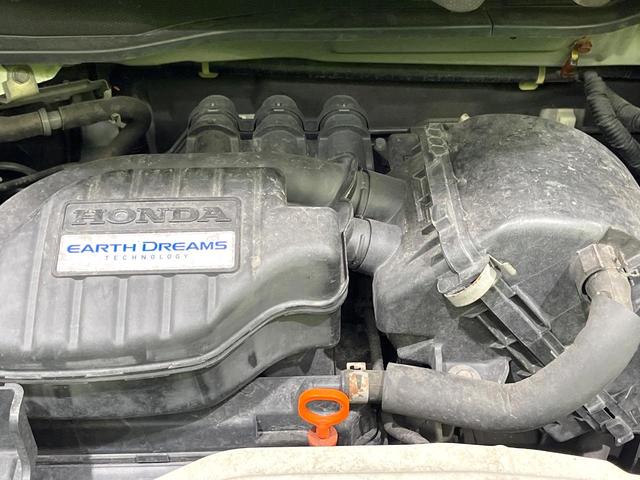 N-BOXカスタム G・Lパッケージ 禁煙車 純正ナビ バックカメラ 両側電動スライド デジタルインナーミラー ETC HIDヘッド 純正14インチアルミ スマートキー オートライト オートエアコン ステアリングスイッチ 横滑り防止装置(18枚目)