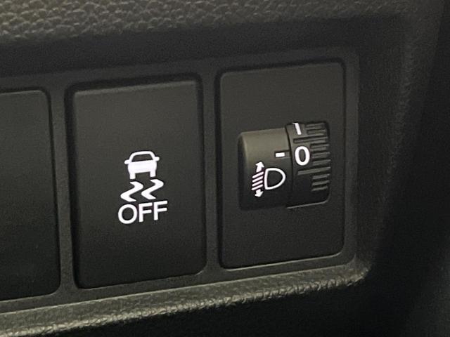 N-WGN G・Lパッケージ 禁煙車 純正ナビ バックカメラ ETC Bluetooth スマートキー オートエアコン 横滑り防止装置 CD再生 電動格納ミラー ステアリングスイッチ プライバシーガラス 衝突安全ボディ(38枚目)