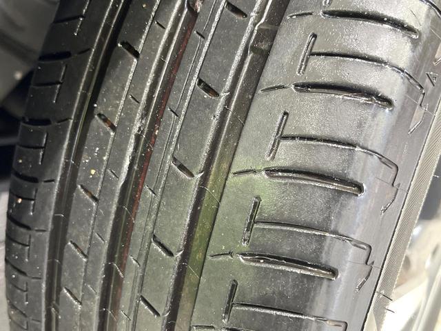 アクア Z 禁煙車 純正10.5型ディスプレイオーディオ 全周囲カメラ 衝突軽減装置 レーダークルーズ ETC Bluetooth LEDヘッド シートヒーター クリアランスソナー 純正15インチアルミ(33枚目)