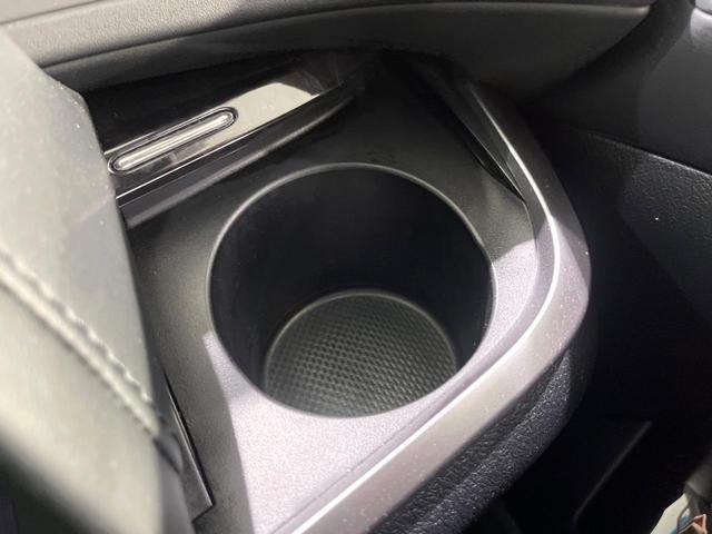 アルファード 2.5S サンルーフ 禁煙車 後席モニター 純正10.5型ディスプレイオーディオ バックカメラ 両側電動スライド 衝突軽減装置 レーダークルーズ ブレーキホールド ETC ドラレコ クリアランスソナー DVD(37枚目)