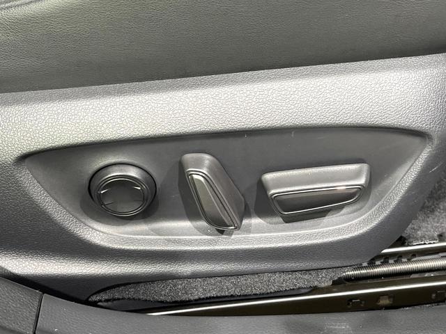 プリウス Ｚ　禁煙車　衝突軽減　純正１２．３型ディスプレイオーディオ　パノラミックビュー　シートベンチレーション　パワーシート　Ｂｌｕｅｔｏｏｔｈ接続　ドライブレコーダー　レーダークルーズコントロール（6枚目）