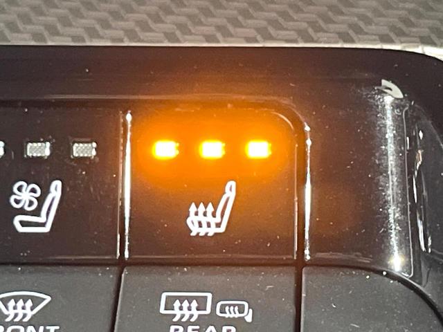 プリウス Ｚ　禁煙車　衝突軽減　純正１２．３型ディスプレイオーディオ　パノラミックビュー　シートベンチレーション　パワーシート　Ｂｌｕｅｔｏｏｔｈ接続　ドライブレコーダー　レーダークルーズコントロール（55枚目）