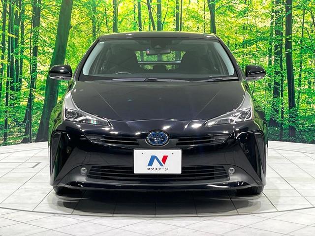 プリウス Ｓ　禁煙車　ナビ　バックカメラ　衝突被害軽減システム　レーダークルーズコントロール　ＬＥＤヘッドライト　スマートキー　ｂｌｕｅｔｏｏｔｈ再生　ＣＤ／ＤＶＤ　フルセグ（14枚目）