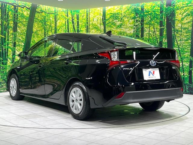 プリウス Ｓ　禁煙車　ナビ　バックカメラ　衝突被害軽減システム　レーダークルーズコントロール　ＬＥＤヘッドライト　スマートキー　ｂｌｕｅｔｏｏｔｈ再生　ＣＤ／ＤＶＤ　フルセグ（28枚目）