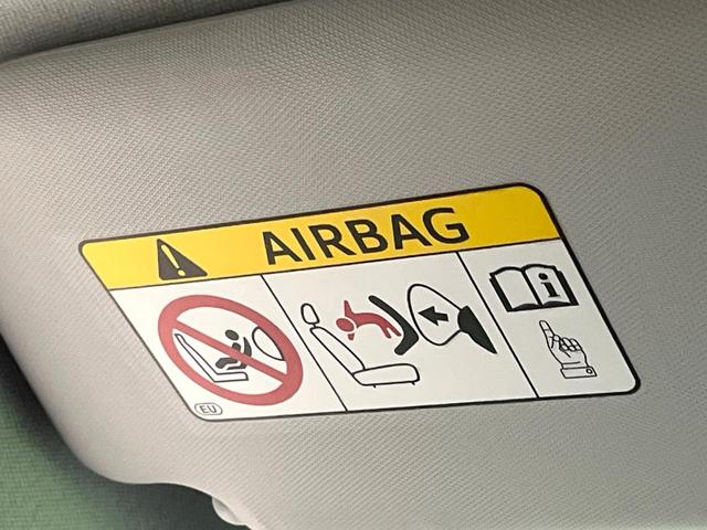 プリウス Ｓ　禁煙車　ナビ　バックカメラ　衝突被害軽減システム　レーダークルーズコントロール　ＬＥＤヘッドライト　スマートキー　ｂｌｕｅｔｏｏｔｈ再生　ＣＤ／ＤＶＤ　フルセグ（45枚目）