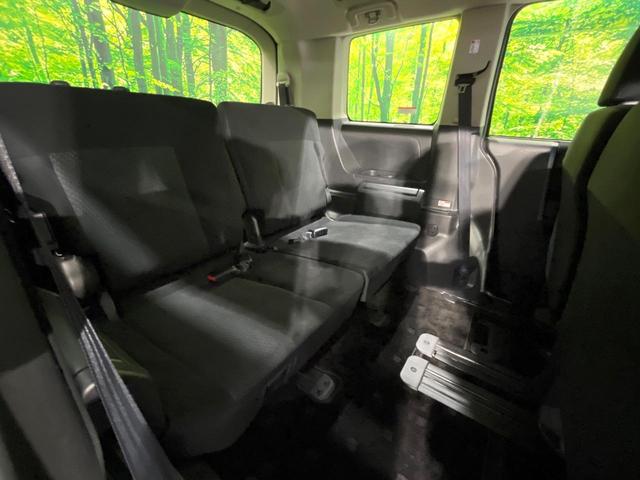 デリカD:5 D パワーパッケージ 4WD ディーゼル 後席モニター SDナビ 両側電動スライドドア バックカメラ Bluetooth HIDヘッド シートヒーター パドルシフト 純正18インチアルミ スマートキー 電動格納ミラー(10枚目)