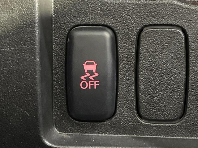 デリカD:5 D パワーパッケージ 4WD ディーゼル 後席モニター SDナビ 両側電動スライドドア バックカメラ Bluetooth HIDヘッド シートヒーター パドルシフト 純正18インチアルミ スマートキー 電動格納ミラー(42枚目)