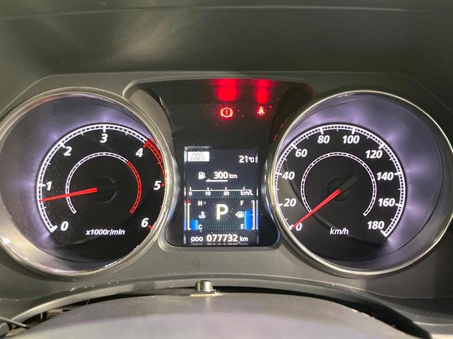 デリカD:5 D パワーパッケージ 4WD ディーゼル 後席モニター SDナビ 両側電動スライドドア バックカメラ Bluetooth HIDヘッド シートヒーター パドルシフト 純正18インチアルミ スマートキー 電動格納ミラー(47枚目)