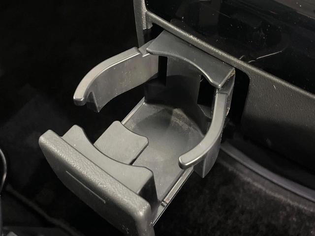 デリカD:5 D パワーパッケージ 4WD ディーゼル 後席モニター SDナビ 両側電動スライドドア バックカメラ Bluetooth HIDヘッド シートヒーター パドルシフト 純正18インチアルミ スマートキー 電動格納ミラー(52枚目)