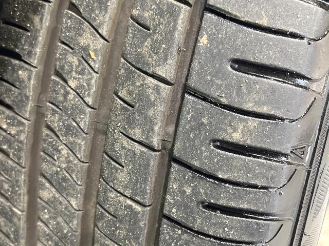 フィットハイブリッド Lパッケージ 禁煙車 純正ナビ バックカメラ 衝突軽減装置 ETC LEDヘッド Bluetooth クルコン ステアリングスイッチ スマートキー オートライト オートエアコン 横滑り防止装置 電動格納ミラー(26枚目)