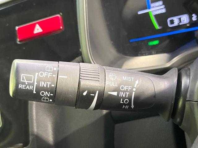 フィットハイブリッド Lパッケージ 禁煙車 純正ナビ バックカメラ 衝突軽減装置 ETC LEDヘッド Bluetooth クルコン ステアリングスイッチ スマートキー オートライト オートエアコン 横滑り防止装置 電動格納ミラー(43枚目)