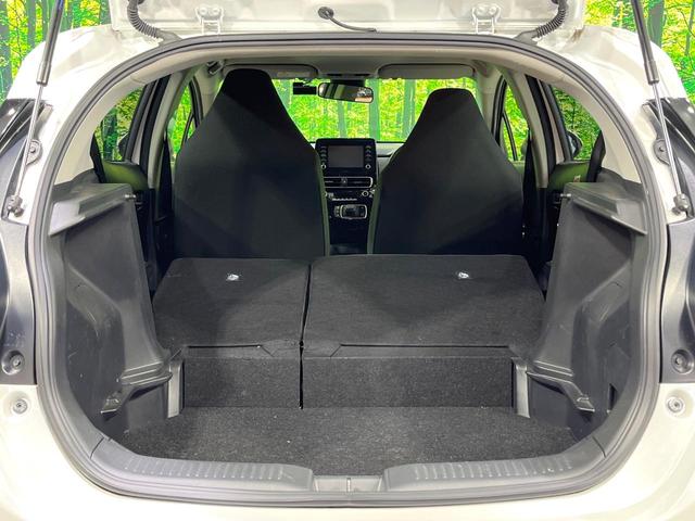 アクア X 全周囲カメラ 衝突被害軽減システム レーダークルーズ 禁煙車 ドラレコ コーナーセンサー スマートキー LEDヘッド ETC オートハイビーム 車線逸脱警報 オートライト オートエアコン(10枚目)