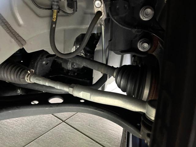 アクア X 全周囲カメラ 衝突被害軽減システム レーダークルーズ 禁煙車 ドラレコ コーナーセンサー スマートキー LEDヘッド ETC オートハイビーム 車線逸脱警報 オートライト オートエアコン(20枚目)