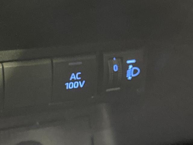 アクア X 全周囲カメラ 衝突被害軽減システム レーダークルーズ 禁煙車 ドラレコ コーナーセンサー スマートキー LEDヘッド ETC オートハイビーム 車線逸脱警報 オートライト オートエアコン(38枚目)