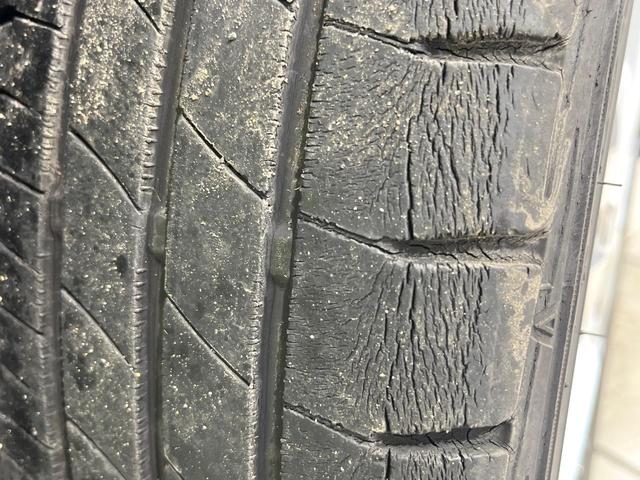 コペン セロ　禁煙車　シートヒーター　スマートキー　ＬＥＤヘッド　ＥＴＣ　オートエアコン　純正１６インチアルミ　革巻きステアリング　ＣＤ再生　ステアリングスイッチ　アイドリングストップ　電動ミラー（30枚目）