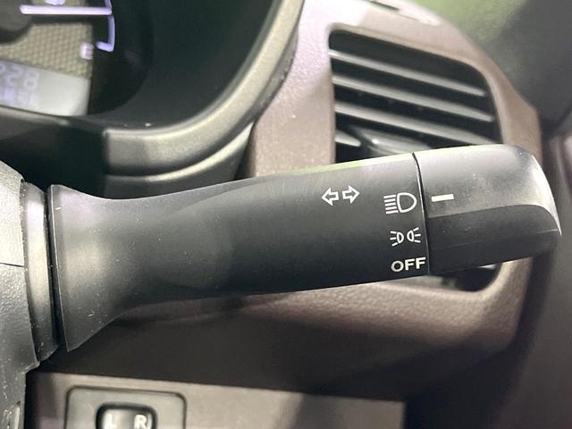 コペン セロ　禁煙車　シートヒーター　スマートキー　ＬＥＤヘッド　ＥＴＣ　オートエアコン　純正１６インチアルミ　革巻きステアリング　ＣＤ再生　ステアリングスイッチ　アイドリングストップ　電動ミラー（36枚目）