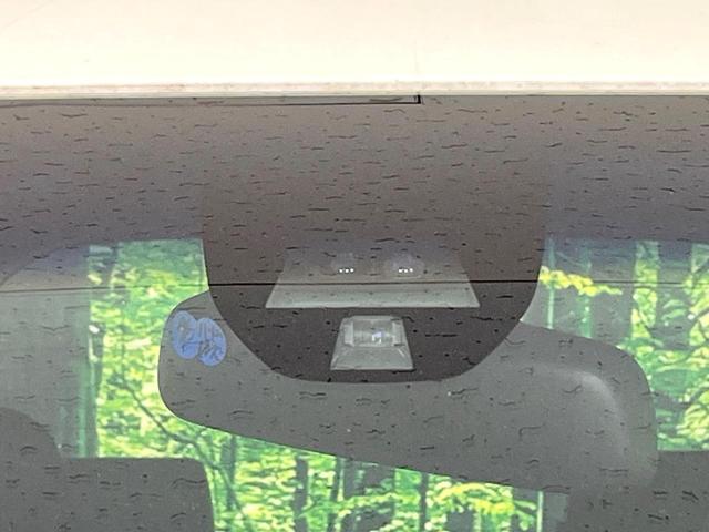 N-WGNカスタム G・Aパッケージ 禁煙車 SDナビ バックカメラ 衝突軽減装置 ハーフレザーシート ETC Bluetooth フルセグ ドラレコ スマートキー HIDヘッド クルーズコントロール オートライト オートエアコン(4枚目)