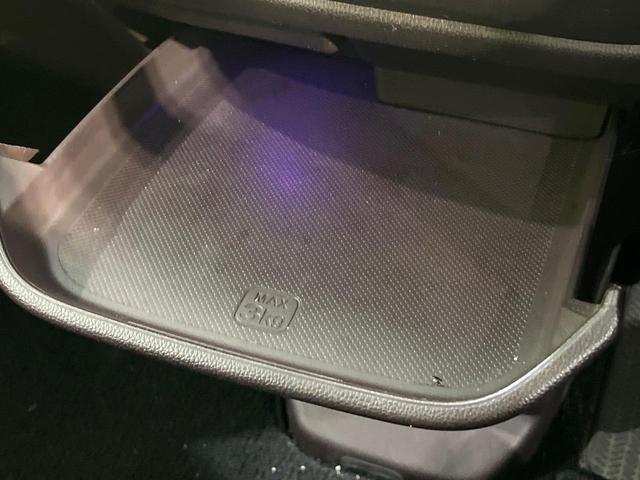 N-WGNカスタム G・Aパッケージ 禁煙車 SDナビ バックカメラ 衝突軽減装置 ハーフレザーシート ETC Bluetooth フルセグ ドラレコ スマートキー HIDヘッド クルーズコントロール オートライト オートエアコン(49枚目)