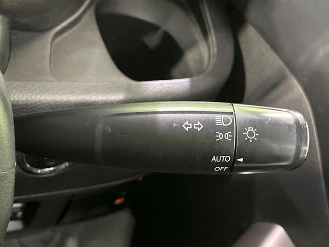 スペーシアカスタムZ ターボ SDナビ 両側電動スライド ETC ドラレコ HIDヘッド Bluetooth シートヒーター クルコン LEDフォグ オートライト オートエアコン 純正15インチアルミ ステアリングスイッチ(40枚目)