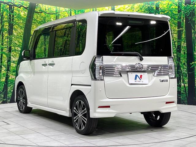 タント カスタムＲＳ　トップエディションＳＡＩＩ　禁煙車　純正８型ナビ　衝突被害軽減　バックカメラ　両側電動スライドドア　ＥＴＣ　フルセグ　Ｂｌｕｅｔｏｏｔｈ接続　アイドリングストップ　ＬＥＤヘッドライト　オートエアコン　オートライト（24枚目）