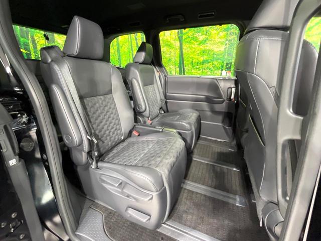 ヴォクシー ハイブリッドS-Z 禁煙車 後席モニター 純正10.5型ディスプレイオーディオ 全周囲カメラ 両側電動スライド 衝突軽減装置 ETC Bluetooth シートヒーター デジタルインナーミラー ドラレコ パワーバックドア(9枚目)