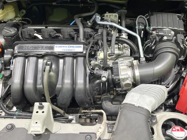 親切・丁寧な専門メカニックスタッフが応対！・車検・点検整備・事故等の修理などアフターサービスも安心。お車のカスタマイズもネクステージのサービススタッフまでご相談ください！