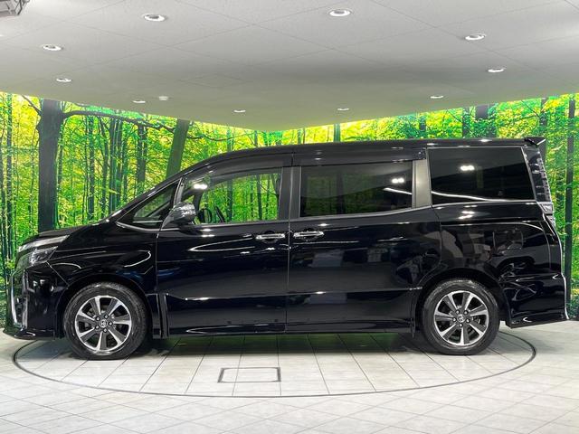 ヴォクシー ZS 煌III 純正10型SDナビ 12型後席モニター 両側電動スライドドア バックカメラ 衝突軽減装置 禁煙車 ハーフレザーシート コーナーセンサー スマートキー LEDヘッド ETC クルコン リアオートエアコン(26枚目)