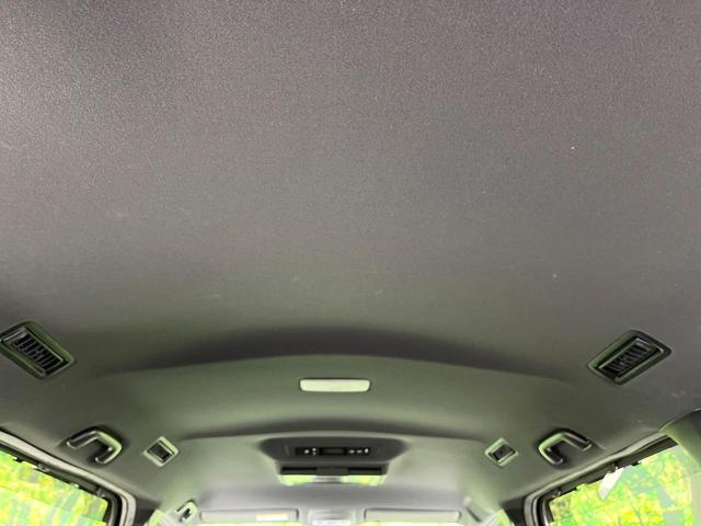 ヴォクシー ZS 煌III 純正10型SDナビ 12型後席モニター 両側電動スライドドア バックカメラ 衝突軽減装置 禁煙車 ハーフレザーシート コーナーセンサー スマートキー LEDヘッド ETC クルコン リアオートエアコン(31枚目)