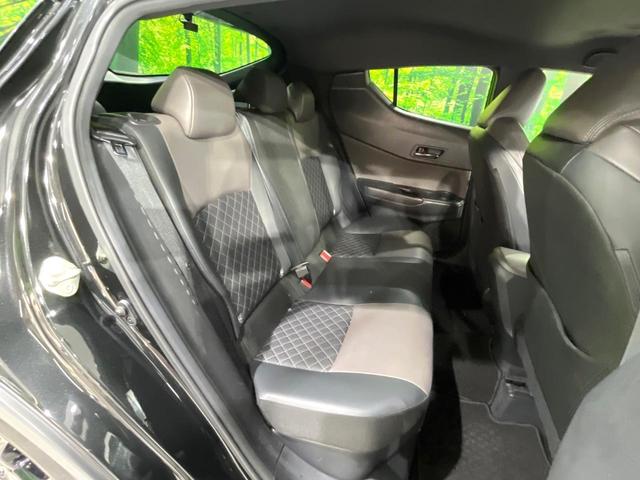 Ｃ－ＨＲ Ｇ　禁煙車　純正８型那ディスプレイオーディオ　バックカメラ　衝突軽減装置　レーダークルーズ　ＥＴＣ　Ｂｌｕｅｔｏｏｔｈ　ドラレコ　ＬＥＤヘッド　ＬＥＤフォグ　シートヒーター　オートハイビーム　スマートキー（9枚目）