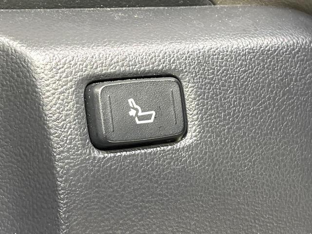 Ｃ－ＨＲ Ｇ　禁煙車　純正８型那ディスプレイオーディオ　バックカメラ　衝突軽減装置　レーダークルーズ　ＥＴＣ　Ｂｌｕｅｔｏｏｔｈ　ドラレコ　ＬＥＤヘッド　ＬＥＤフォグ　シートヒーター　オートハイビーム　スマートキー（58枚目）