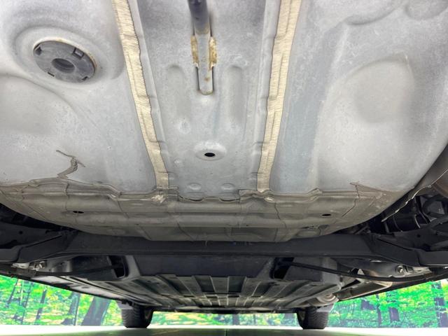 フィットハイブリッド Ｌパッケージ　純正ナビ　バックカメラ　衝突軽減装置　ハーフレザーシート　ＥＴＣ　Ｂｌｕｅｔｏｏｔｈ　フルセグ　ドラレコ　スマートキー　ＬＥＤヘッド　クルーズコントロール　ステアリングスイッチ　オートライト（19枚目）