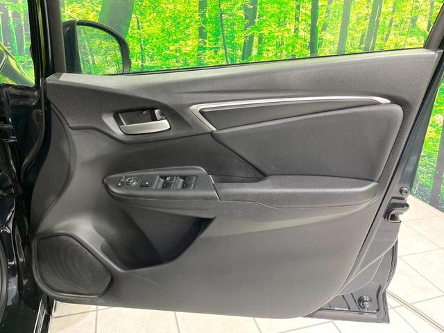 フィットハイブリッド Ｌパッケージ　純正ナビ　バックカメラ　衝突軽減装置　ハーフレザーシート　ＥＴＣ　Ｂｌｕｅｔｏｏｔｈ　フルセグ　ドラレコ　スマートキー　ＬＥＤヘッド　クルーズコントロール　ステアリングスイッチ　オートライト（34枚目）