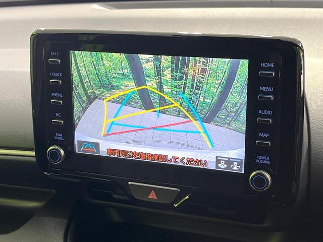 ヤリス ハイブリッドＧ　禁煙車　ディスプレイオーディオ　バックカメラ　衝突軽減装置　レーダークルーズ　ＥＴＣ　Ｂｌｕｅｔｏｏｔｈ　ドラレコ　スマートキー　レーンアシスト　オートマチックハイビーム　オートライト　電動格納ミラー（5枚目）