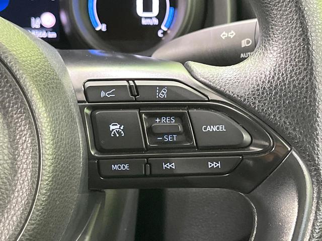 ヤリス ハイブリッドＧ　禁煙車　ディスプレイオーディオ　バックカメラ　衝突軽減装置　レーダークルーズ　ＥＴＣ　Ｂｌｕｅｔｏｏｔｈ　ドラレコ　スマートキー　レーンアシスト　オートマチックハイビーム　オートライト　電動格納ミラー（6枚目）