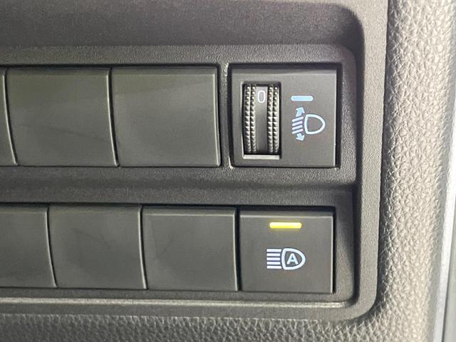 ヤリス ハイブリッドＧ　禁煙車　ディスプレイオーディオ　バックカメラ　衝突軽減装置　レーダークルーズ　ＥＴＣ　Ｂｌｕｅｔｏｏｔｈ　ドラレコ　スマートキー　レーンアシスト　オートマチックハイビーム　オートライト　電動格納ミラー（35枚目）