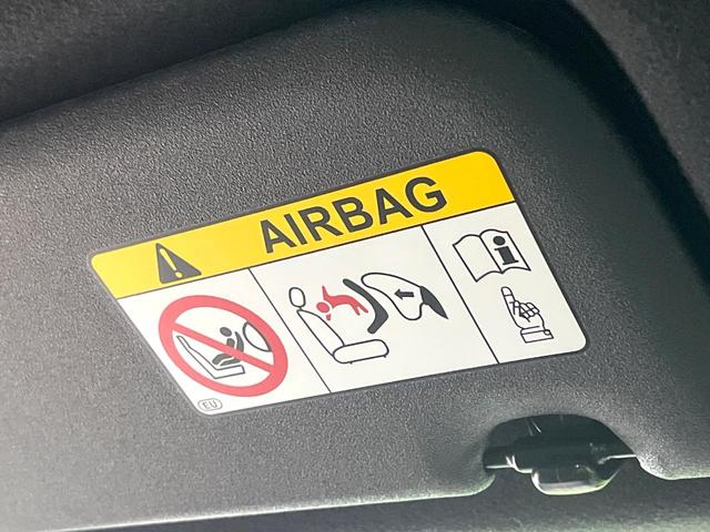 ヤリス ハイブリッドＧ　禁煙車　ディスプレイオーディオ　バックカメラ　衝突軽減装置　レーダークルーズ　ＥＴＣ　Ｂｌｕｅｔｏｏｔｈ　ドラレコ　スマートキー　レーンアシスト　オートマチックハイビーム　オートライト　電動格納ミラー（49枚目）