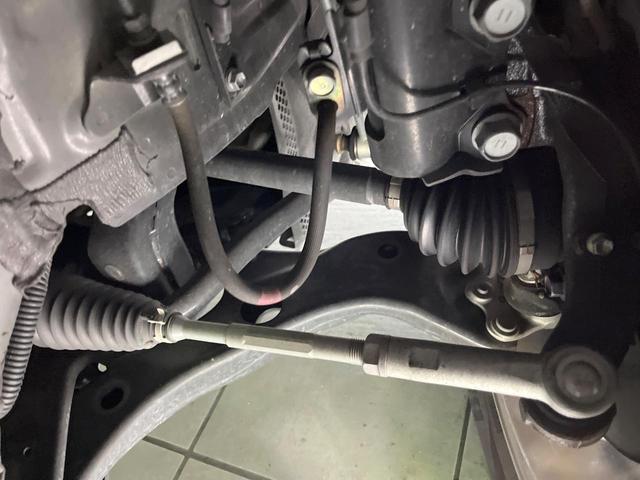 ヴォクシー ハイブリッドS-Z 禁煙車 モデリスタエアロ 10.5型ディスプレイオーディオ 両側電動スライドドア 全周囲カメラ 衝突軽減装置 レーダークルーズ 電動リアゲート ハーフレザーシート ETC Bluetooth フルセグ(20枚目)