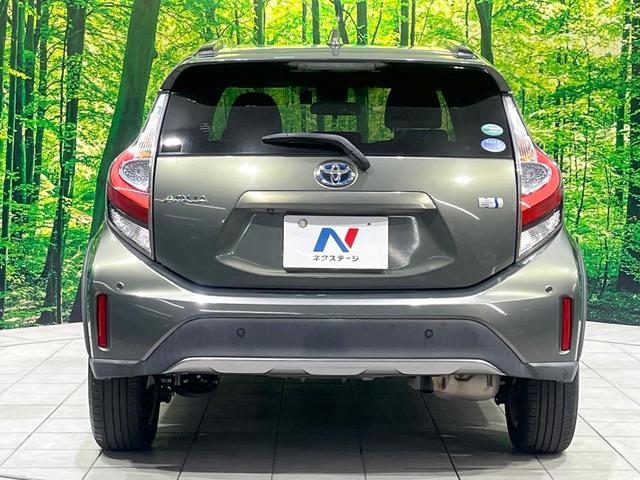 アクア クロスオーバー　グラム　禁煙車　純正ナビ　バックカメラ　衝突軽減装置　ＥＴＣ　Ｂｌｕｅｔｏｏｔｈ　ドラレコ　クリアランスソナー　ＬＥＤヘッド　オートハイビーム　電動格納ミラー　ステアリングスイッチ　先行車発進お知らせ（15枚目）