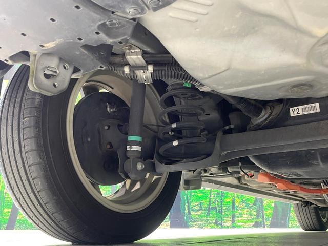 アクア クロスオーバー　グラム　禁煙車　純正ナビ　バックカメラ　衝突軽減装置　ＥＴＣ　Ｂｌｕｅｔｏｏｔｈ　ドラレコ　クリアランスソナー　ＬＥＤヘッド　オートハイビーム　電動格納ミラー　ステアリングスイッチ　先行車発進お知らせ（21枚目）