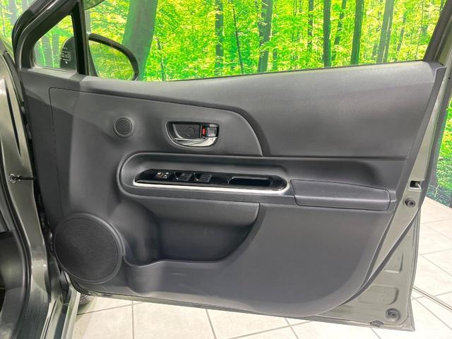 アクア クロスオーバー　グラム　禁煙車　純正ナビ　バックカメラ　衝突軽減装置　ＥＴＣ　Ｂｌｕｅｔｏｏｔｈ　ドラレコ　クリアランスソナー　ＬＥＤヘッド　オートハイビーム　電動格納ミラー　ステアリングスイッチ　先行車発進お知らせ（35枚目）