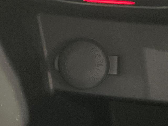 スイフト ＲＳ　禁煙車　ＳＤナビ　バックカメラ　クルコン　ＥＴＣ　Ｂｌｕｅｔｏｏｔｈ　スマートキー　ＨＩＤヘッド　ステアリングスイッチ　純正１６インチアルミ　フォグライト　電動格納ミラー　パワーウィンドウ　ＣＤ再生（45枚目）