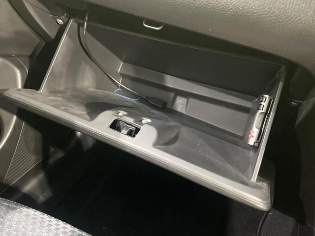 スイフト ＲＳ　禁煙車　ＳＤナビ　バックカメラ　クルコン　ＥＴＣ　Ｂｌｕｅｔｏｏｔｈ　スマートキー　ＨＩＤヘッド　ステアリングスイッチ　純正１６インチアルミ　フォグライト　電動格納ミラー　パワーウィンドウ　ＣＤ再生（50枚目）