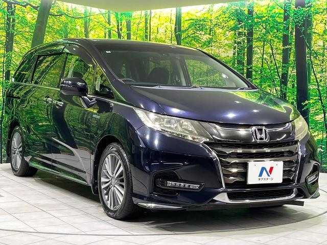 高透明度のガラス皮膜で撥水はもちろん、上質なツヤ・光沢を実現。紫外線や酸性雨から大切な愛車を保護し、色あせ・劣化を防止。「弾スプラッシュコート」、「弾プリミッサコート」からお選びいただけます。